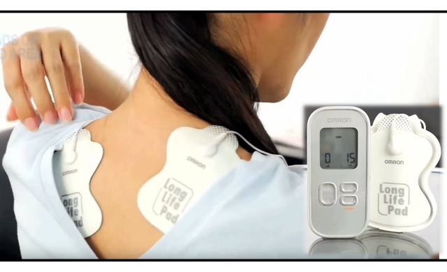 Máy massage xung điện Omron HV-F021