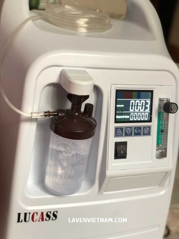 Máy tạo oxy 5 lit Lucass OC-S50 có độ tinh khiết tiêu chuẩn cho người bệnh