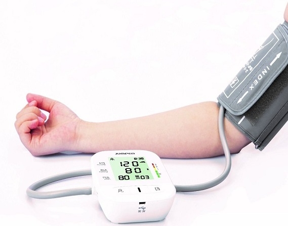Máy đo huyết áp bắp tay Jumper JPD-HA210 Tự động tắt sau 30 giây