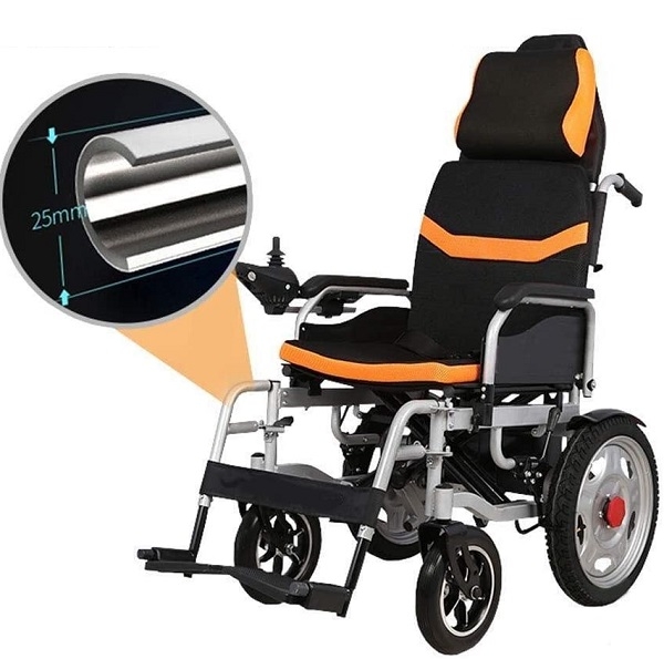 Bảng điều khiển thông minh bằng cần gạt nằm ở trên thành xe thuận tiện cho người khuyết tật và già yếu,