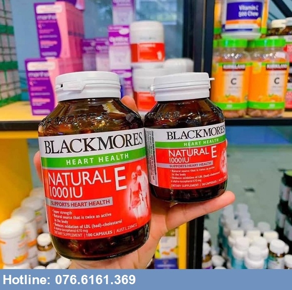 Blackmores Natural Vitamin E 1000IU bảo vệ động mạch khỏi các tác hại của gốc tự do, duy trì trái tim khỏe mạnh